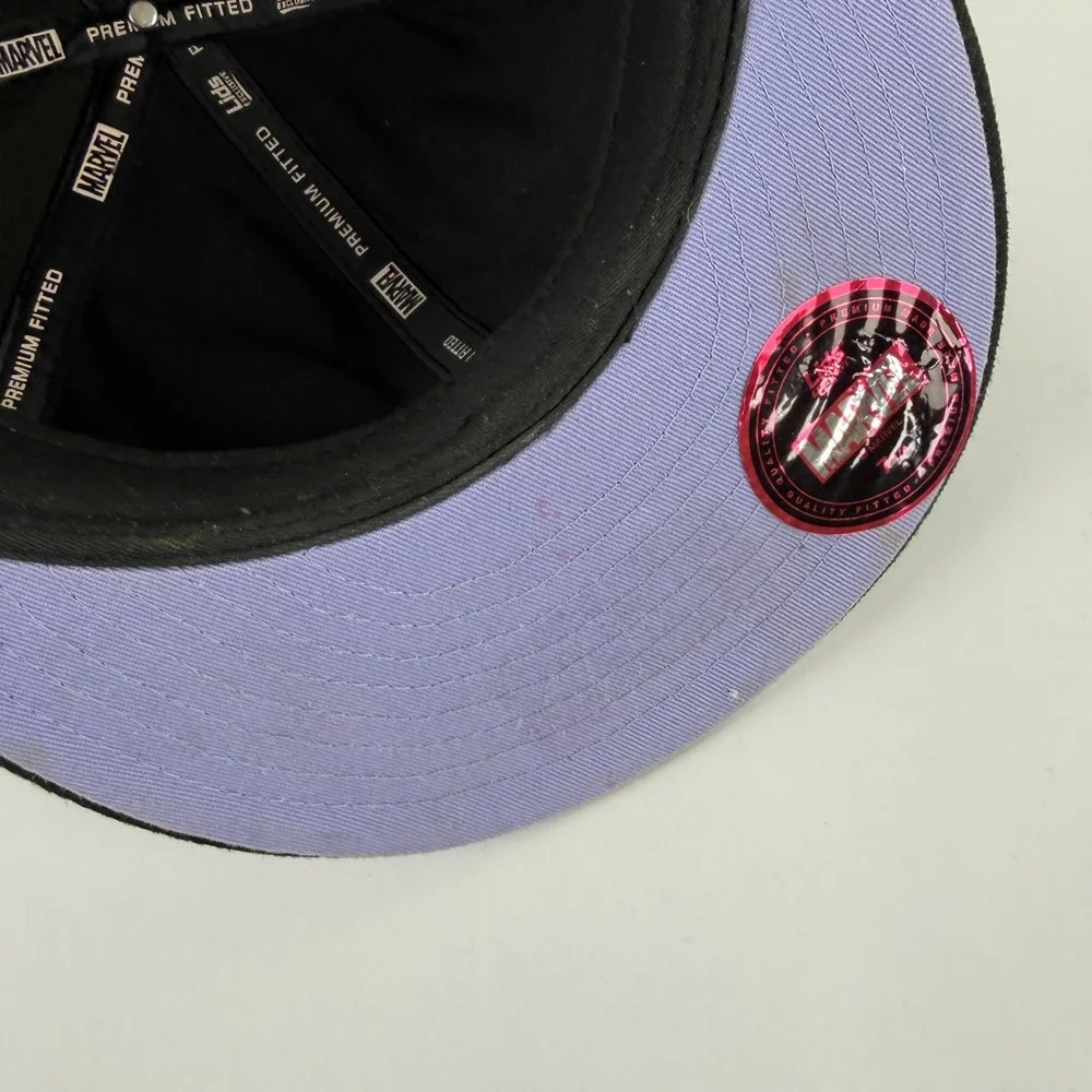 Marvel Black Panther Lids Exclusive‎ Fitted Hat 7 1/4 Black Metal Emblem Purple